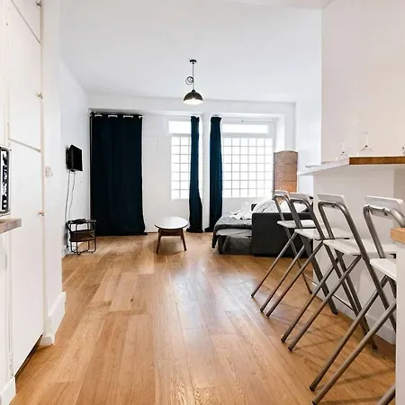 Newly Refurbished 1 Bd Flat Parc Des Exposotions Appartement Paris