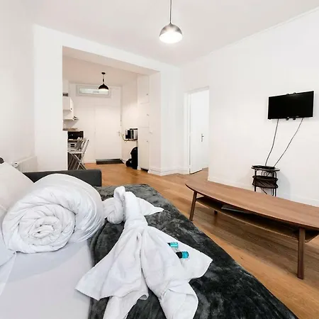 Appartement Newly Refurbished 1 Bd Flat Parc Des Exposotions